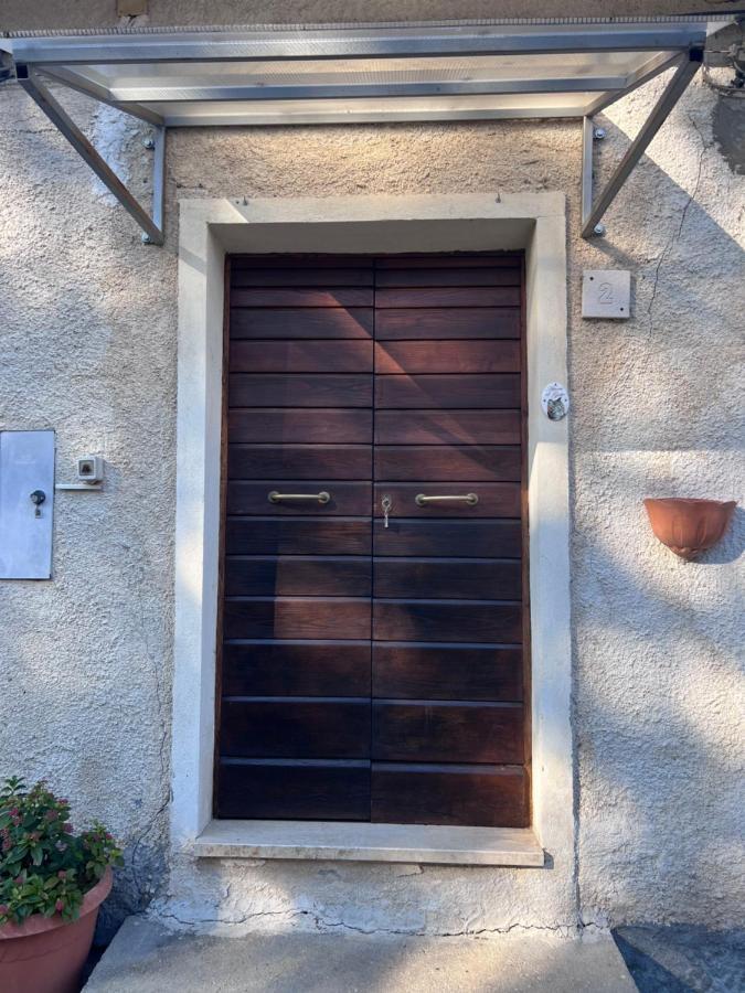 Il Rustico Uno A Bugnara Nella Valle Del Sagittario Sulmona Buitenkant foto