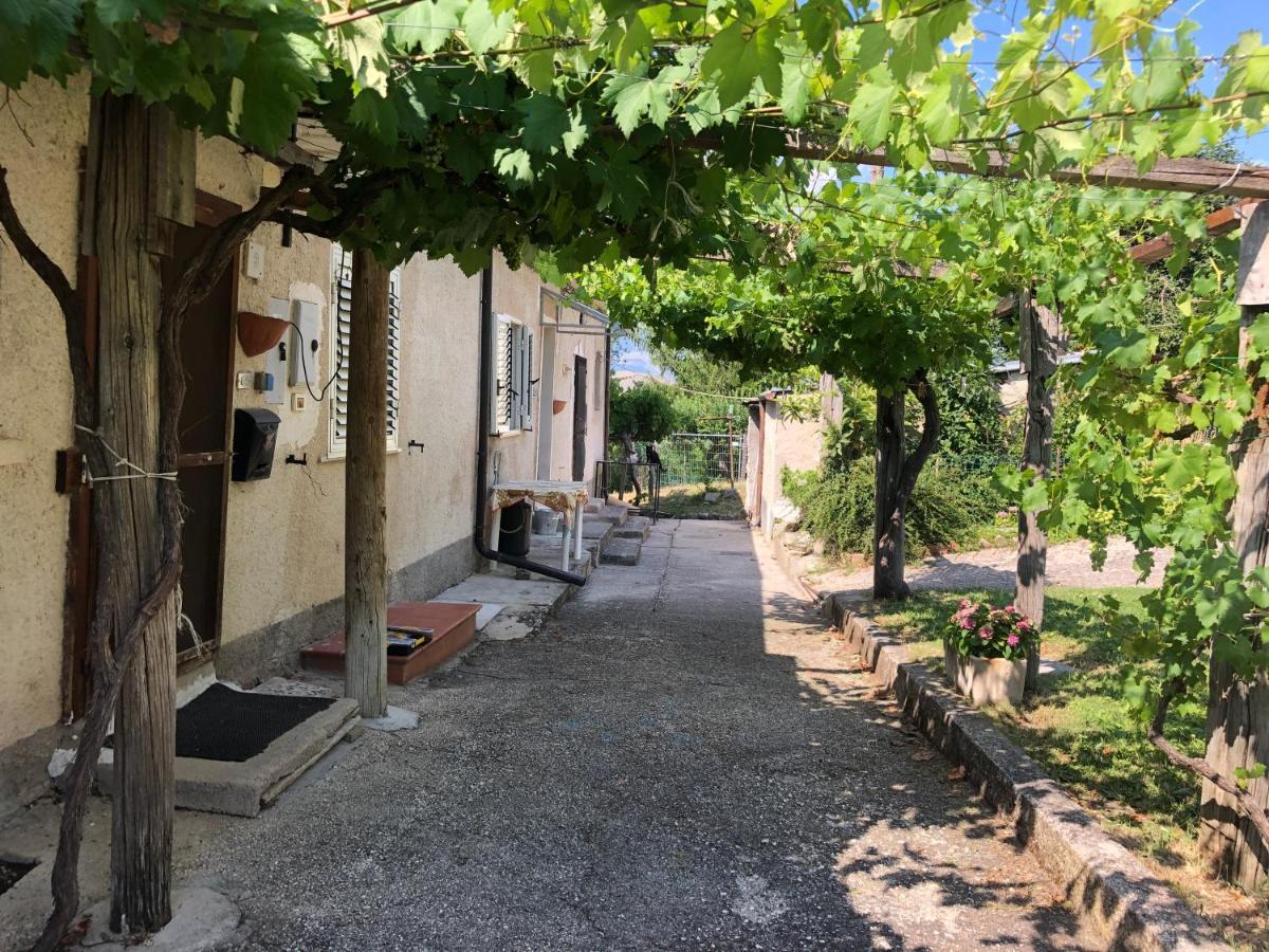 Il Rustico Uno A Bugnara Nella Valle Del Sagittario Sulmona Buitenkant foto